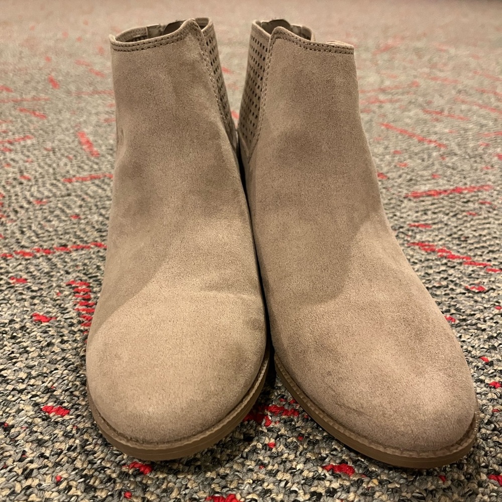 Justice boots